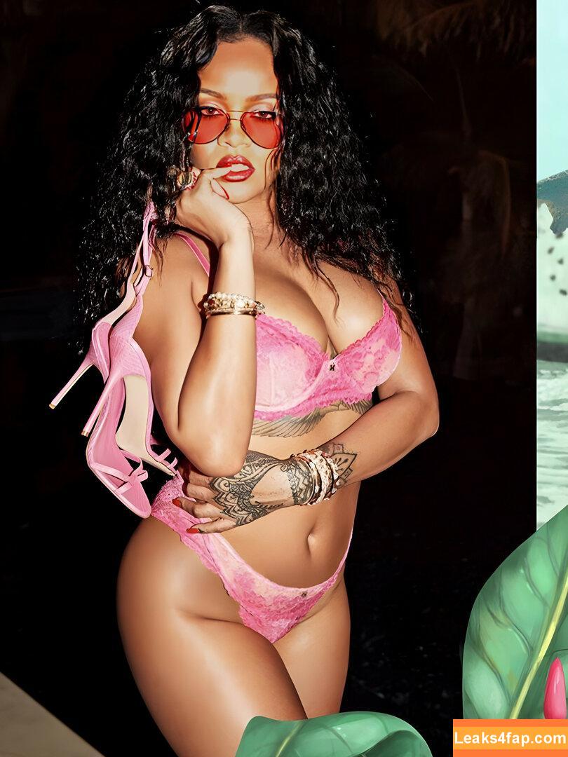 Rihanna / badgalriri leaked photo photo #0545
