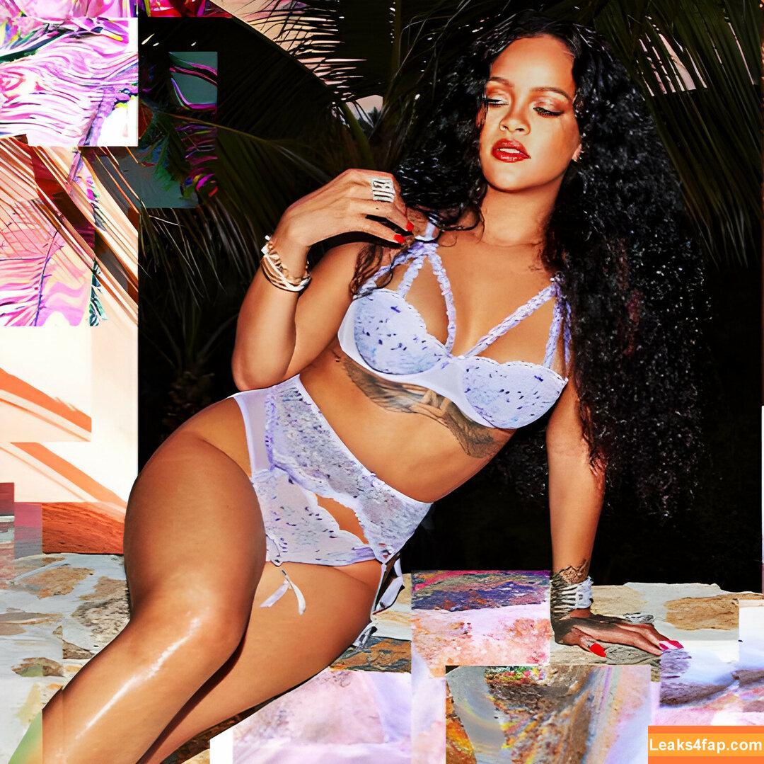 Rihanna / badgalriri leaked photo photo #0560
