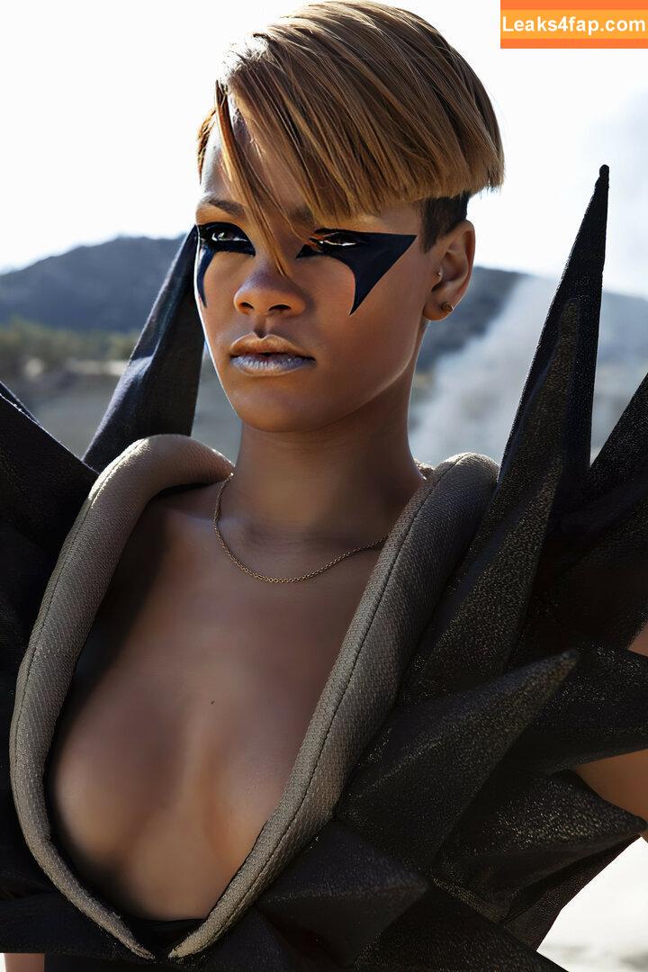 Rihanna / badgalriri leaked photo photo #0584