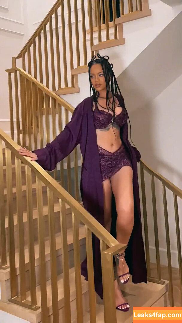 Rihanna / badgalriri leaked photo photo #0761