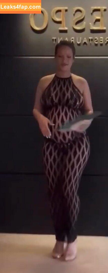 Rihanna / badgalriri leaked photo photo #0798