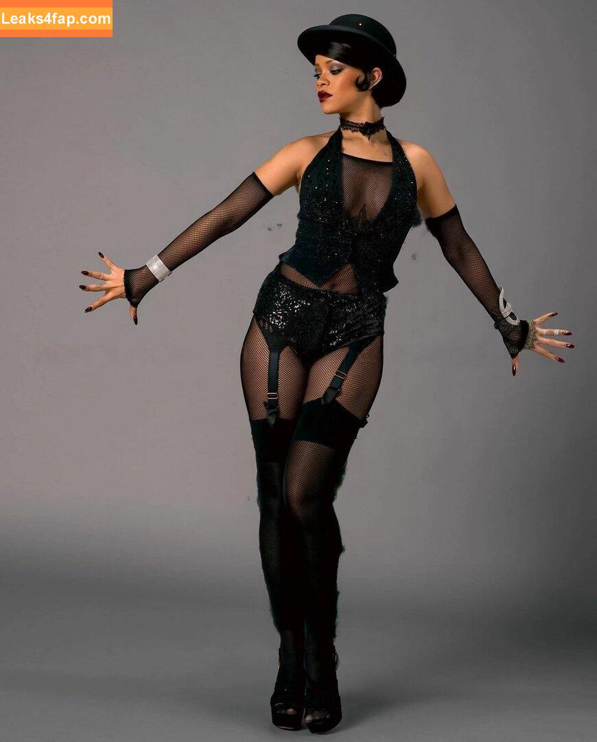 Rihanna / badgalriri leaked photo photo #0845