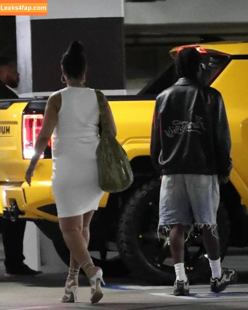 Rihanna / badgalriri leaked photo photo #0887