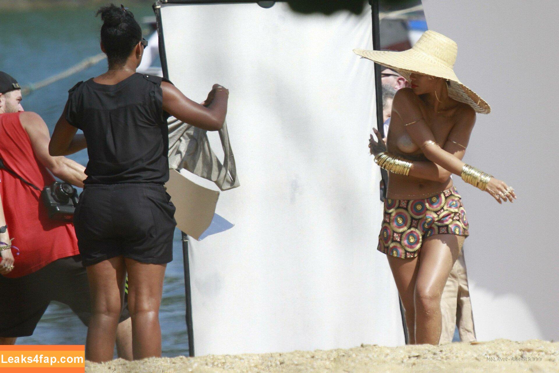 Rihanna / badgalriri слитое фото фото #0947