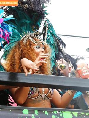 Rihanna photo #0007