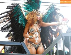 Rihanna photo #0014