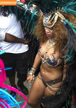 Rihanna photo #0046