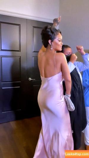 Rihanna photo #0069