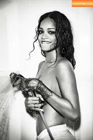 Rihanna photo #0084