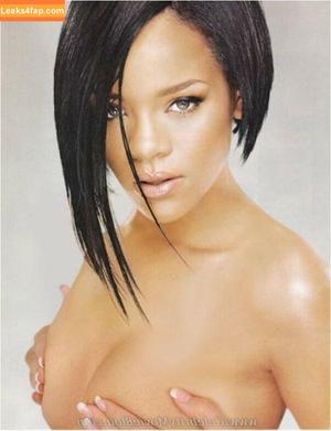 Rihanna photo #0118