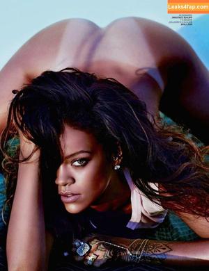 Rihanna photo #0222