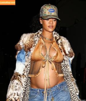 Rihanna photo #0286