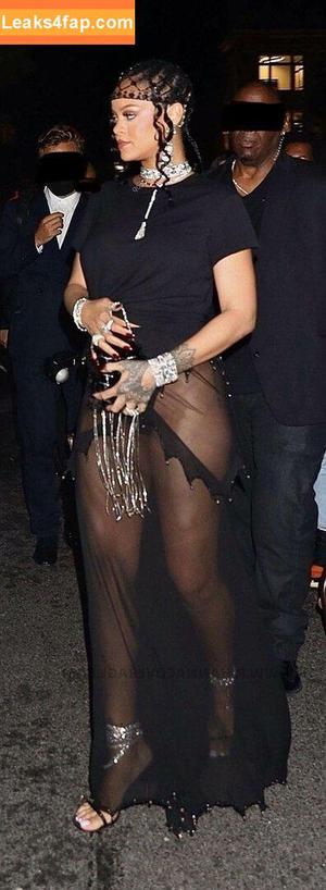 Rihanna photo #0294
