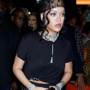 Rihanna photo #0295