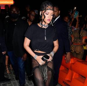 Rihanna photo #0296