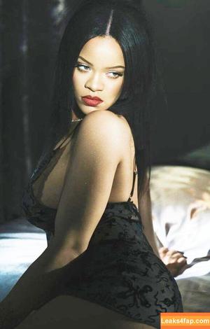 Rihanna photo #0499