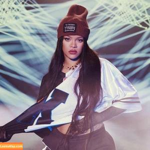 Rihanna photo #0502
