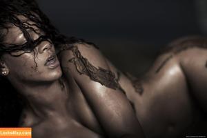 Rihanna photo #0739
