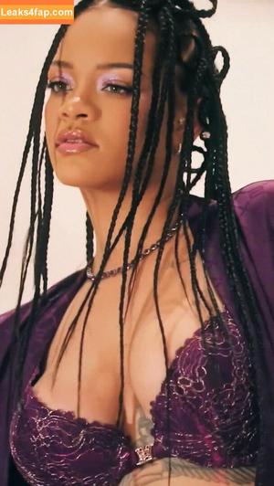 Rihanna photo #0745