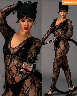Rihanna photo #0799