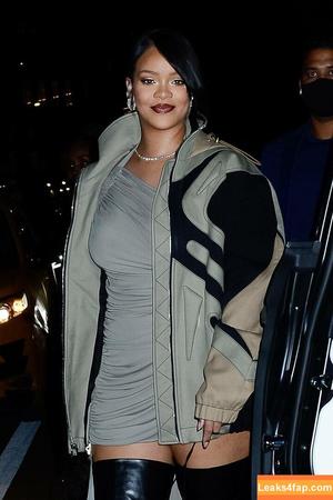 Rihanna photo #0826