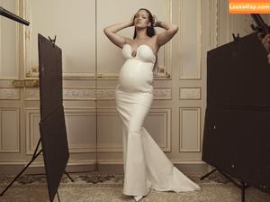 Rihanna photo #0876