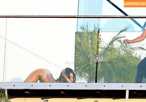 Rihanna photo #0913