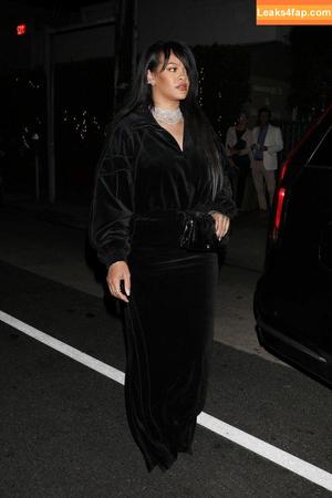 Rihanna photo #0967