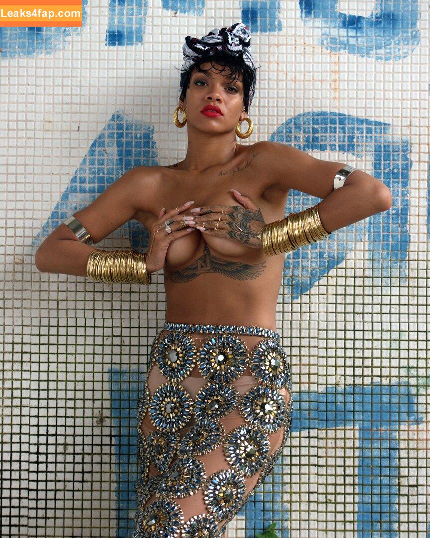 Rihanna / badgalriri leaked photo photo #1048