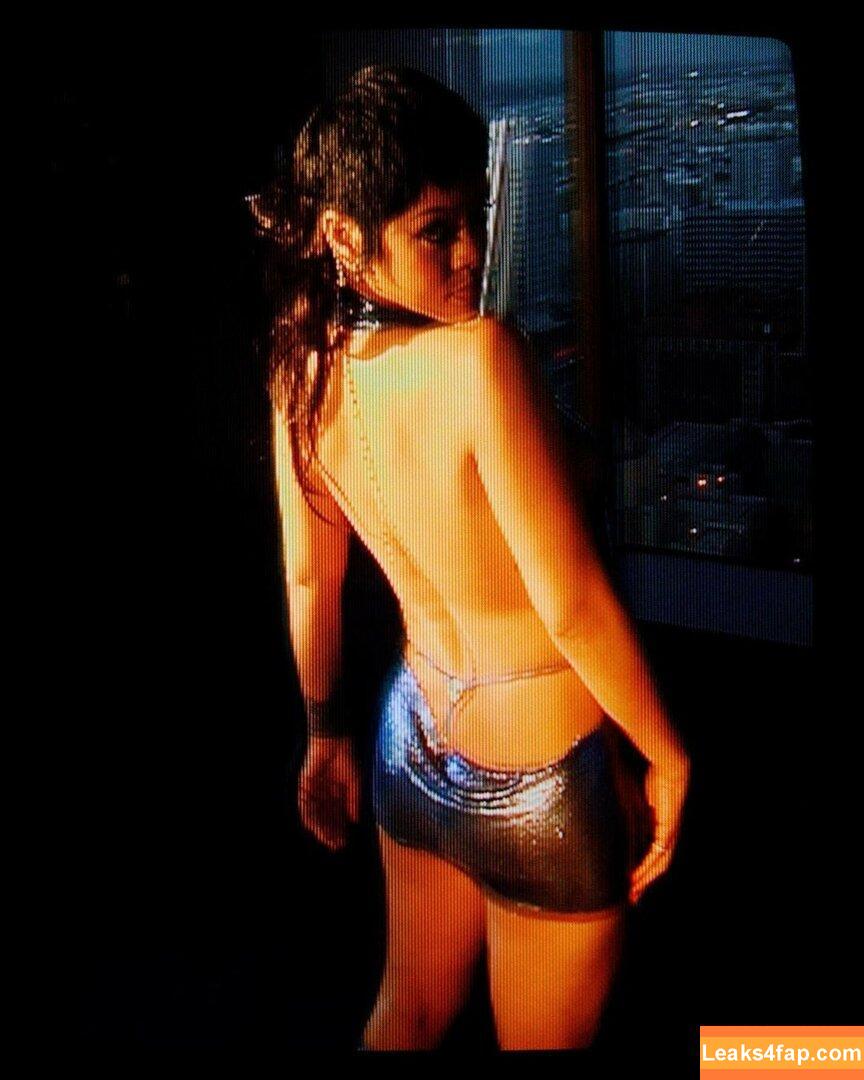 Rihanna / badgalriri leaked photo photo #1192