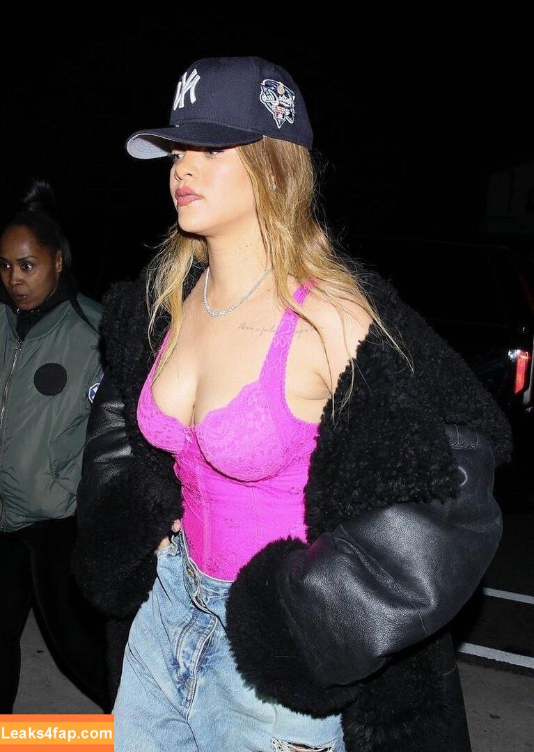 Rihanna / badgalriri слитое фото фото #1372