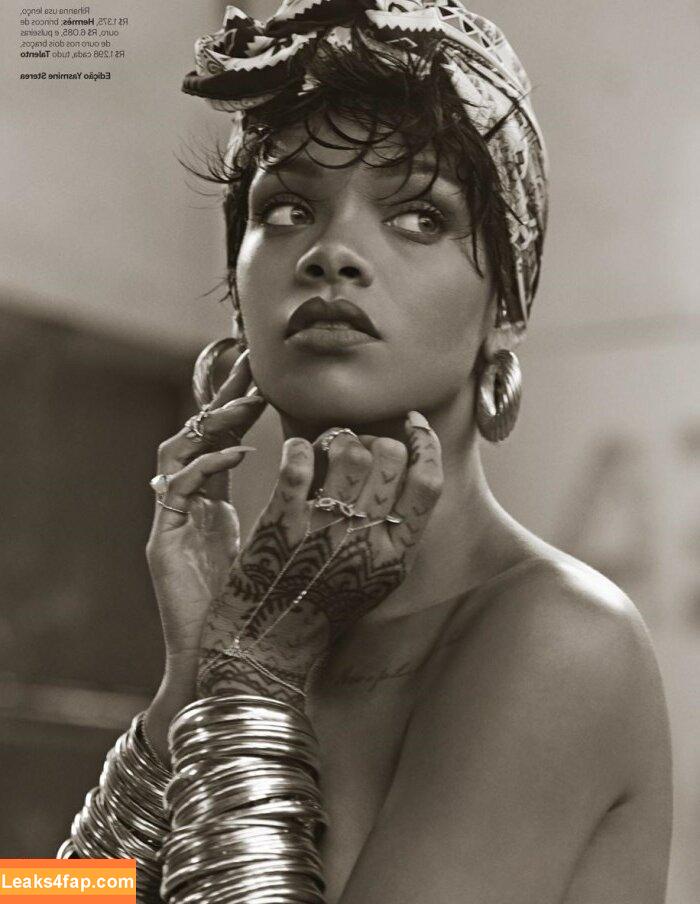 Rihanna / badgalriri leaked photo photo #1482