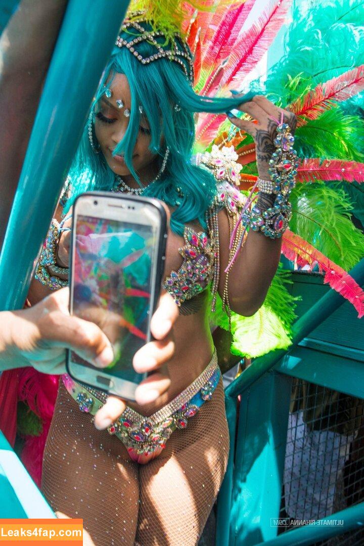 Rihanna / badgalriri leaked photo photo #1575