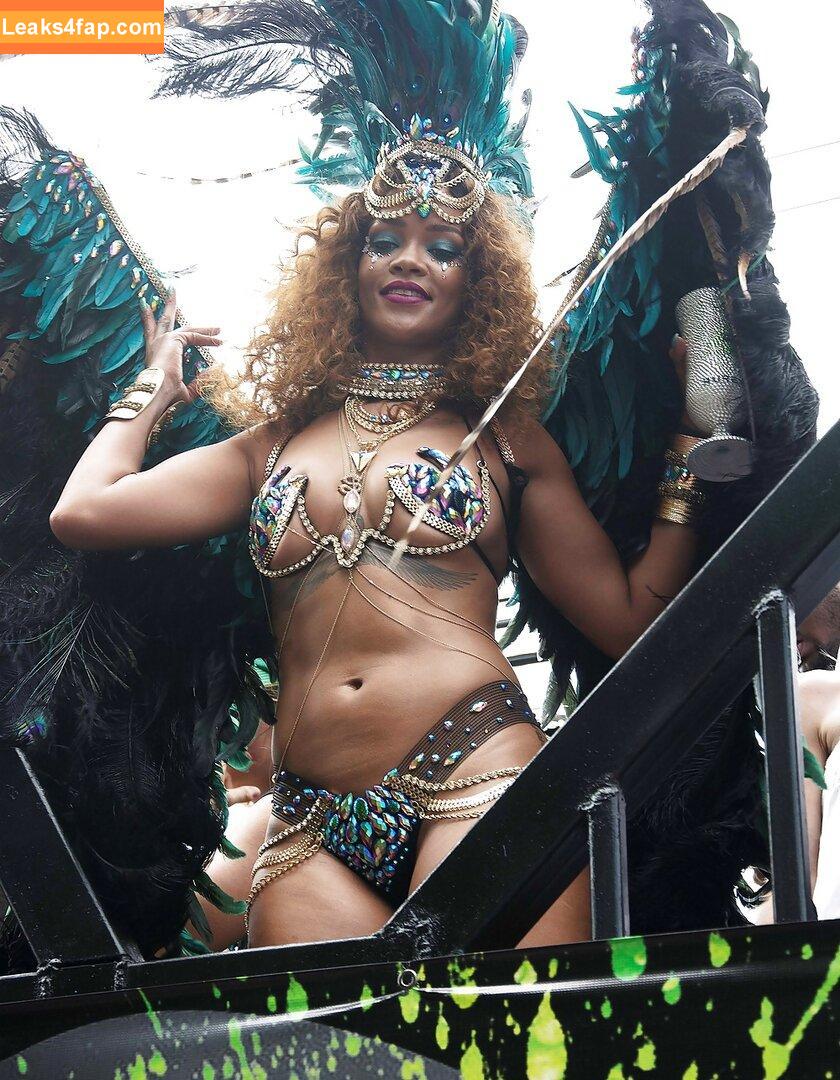 Rihanna / badgalriri leaked photo photo #1593