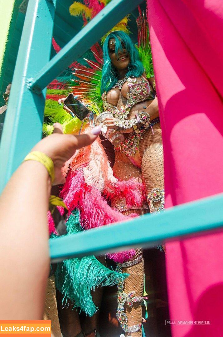 Rihanna / badgalriri leaked photo photo #1625