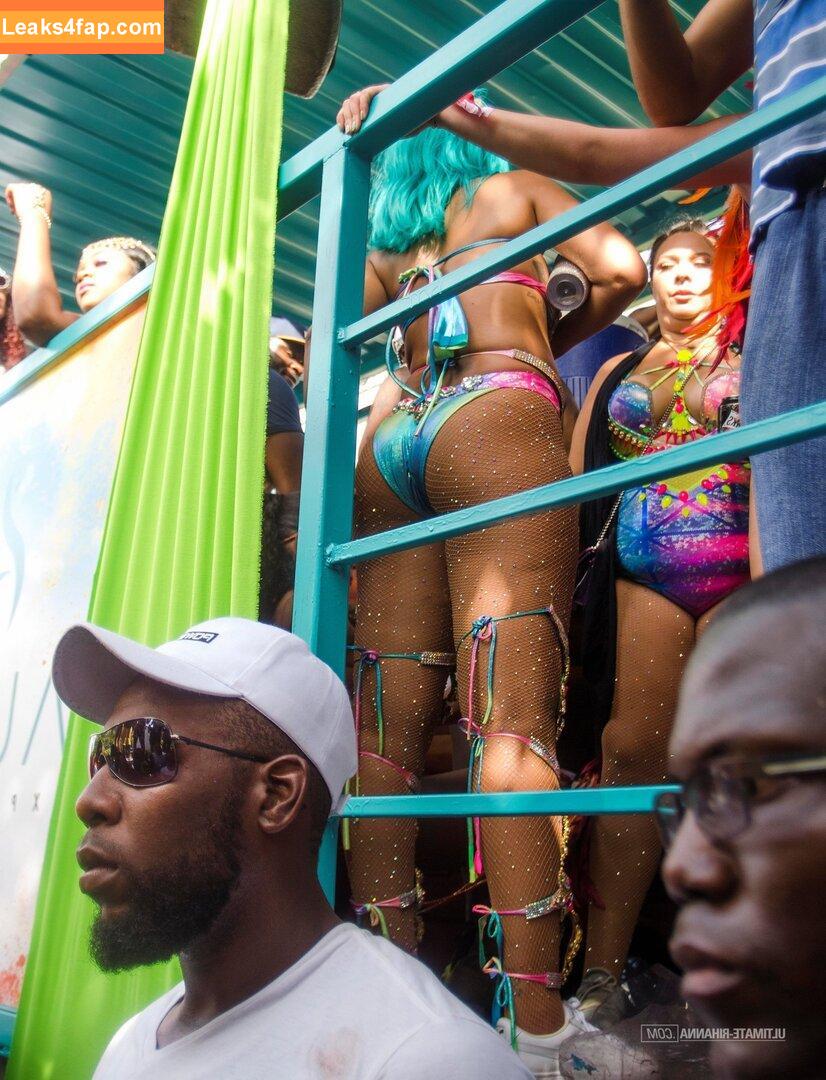 Rihanna / badgalriri leaked photo photo #1634