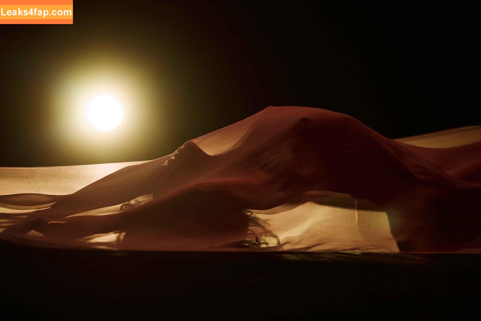 Rihanna / badgalriri leaked photo photo #1722