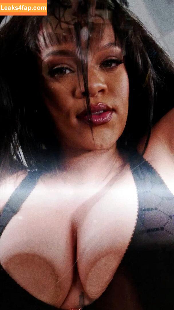Rihanna / badgalriri leaked photo photo #1847