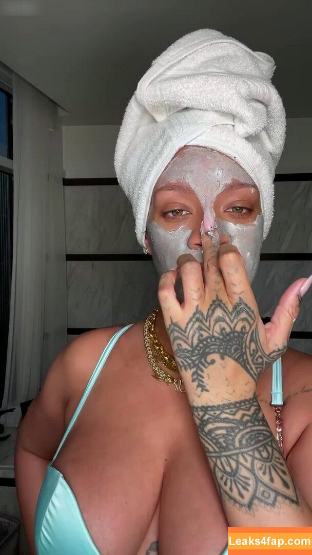 Rihanna / badgalriri leaked photo photo #1859