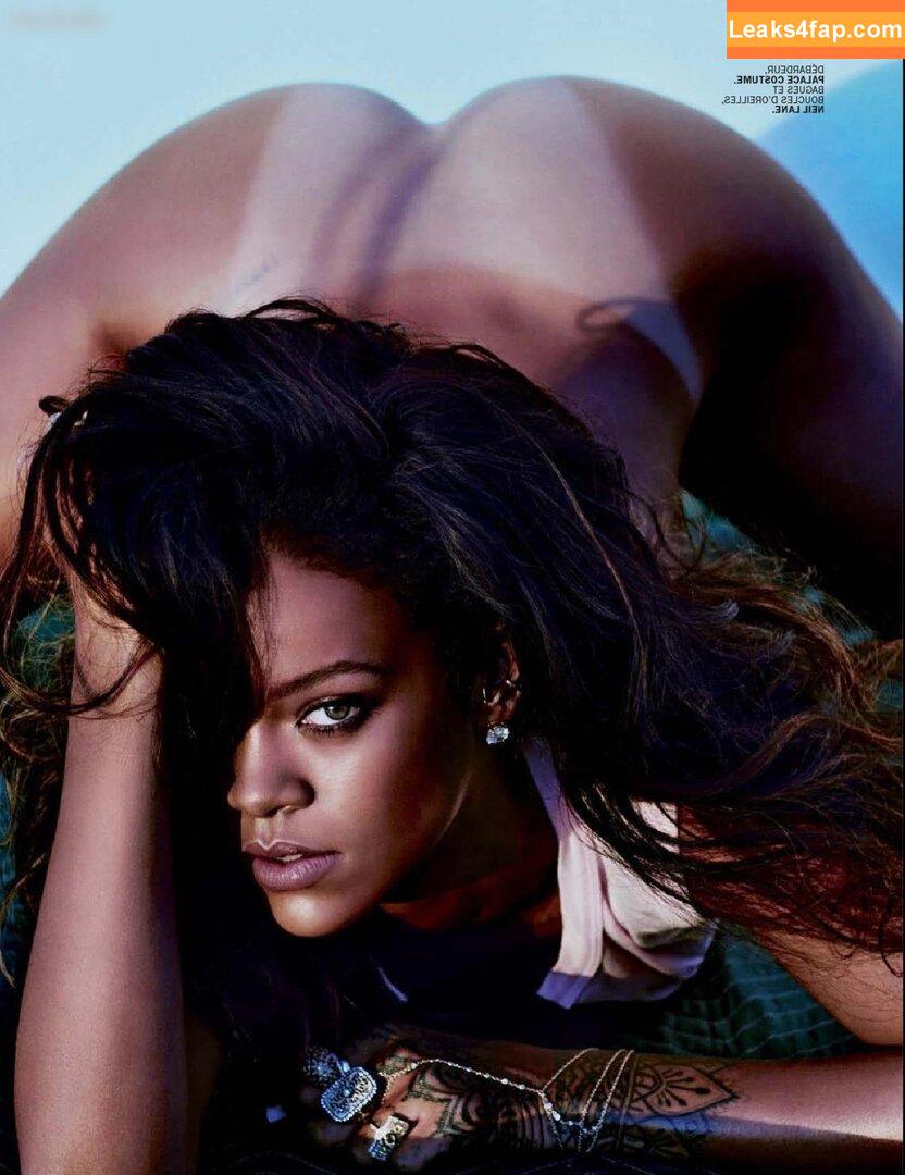Rihanna / badgalriri leaked photo photo #1958