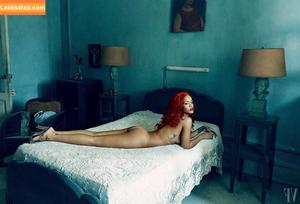 Rihanna photo #1205