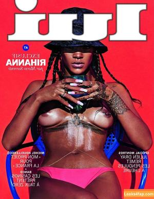 Rihanna photo #1381