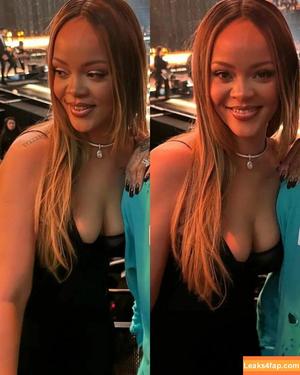 Rihanna photo #1413