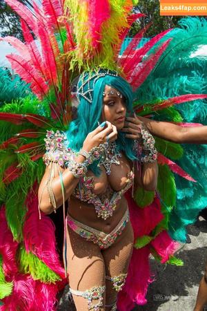Rihanna photo #1570