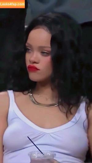 Rihanna photo #1616