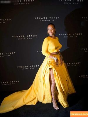 Rihanna photo #1760