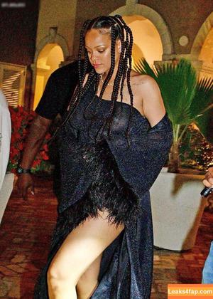 Rihanna photo #1770