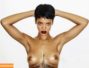Rihanna photo #1841