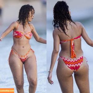 Rihanna photo #1851