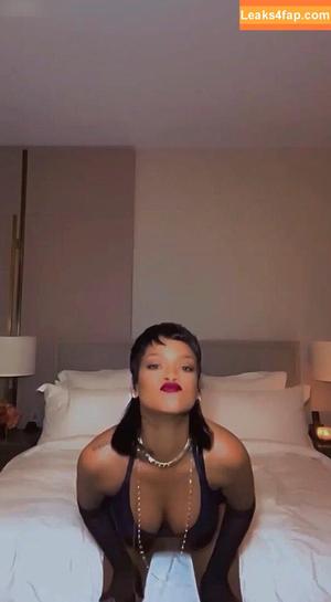 Rihanna photo #1875